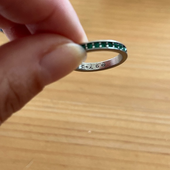 🚫SOLD🚫NEW Chloe + Isabel Emerald Pavé Birthstone Stacking Ring - Picture 4 of 5